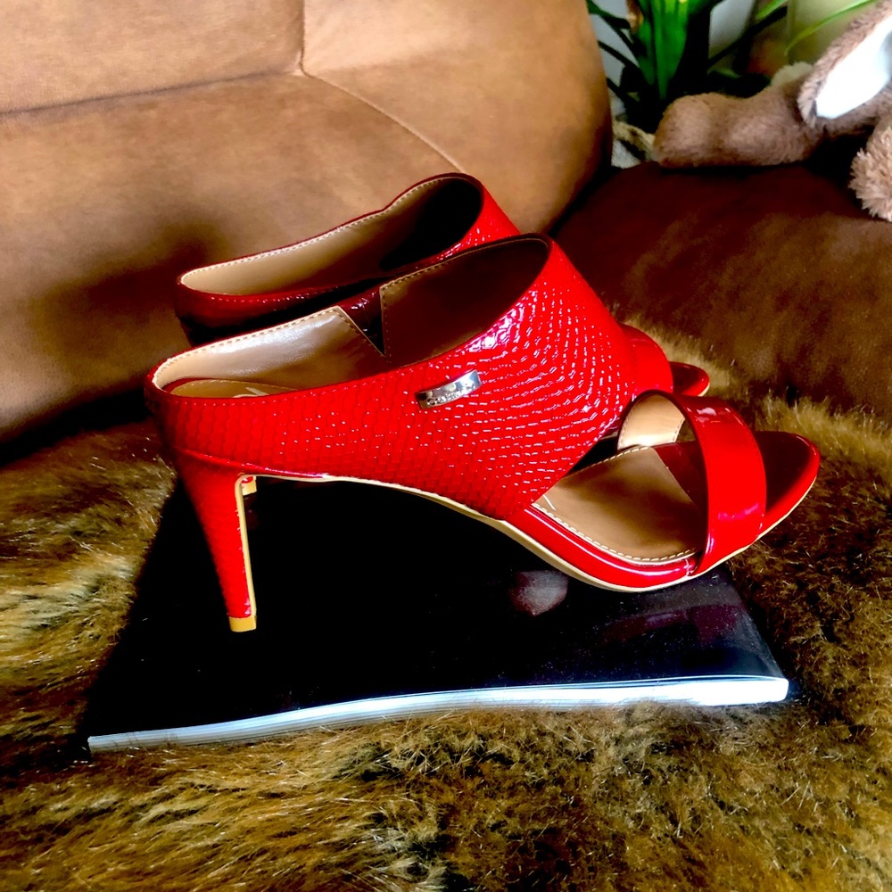 RED CALVIN KLEIN WOMEN HEELS